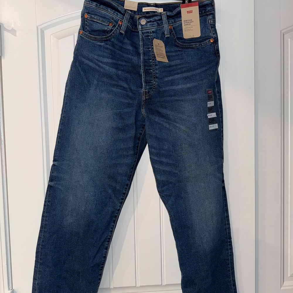 Levi's Women's Dark Blue Ankle Jeans